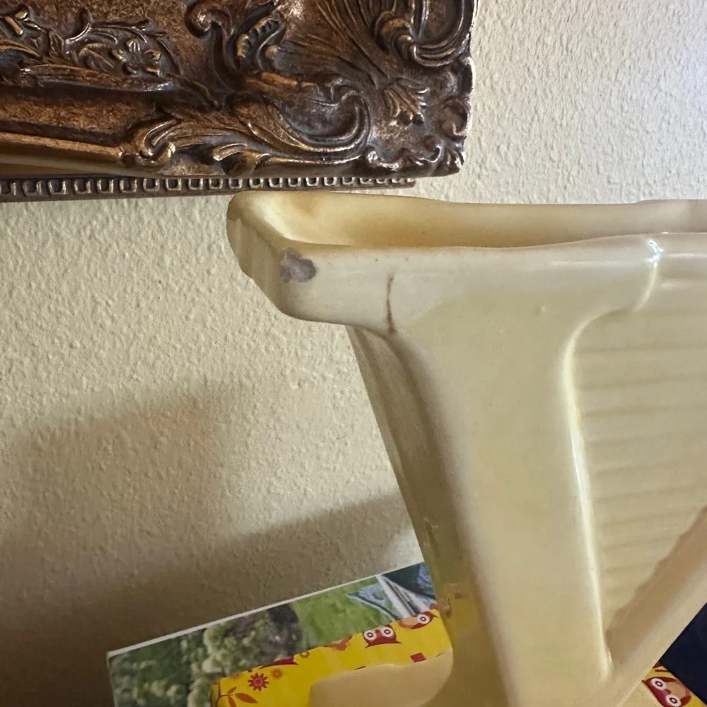 Vintage Cream Ceramic Letter V Accent - Picture 2 of 5